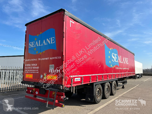 نصف مقطورة Schmitz Cargobull Curtainsider...