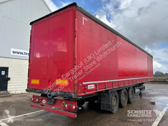 نصف مقطورة Schmitz Cargobull Curtainsider...