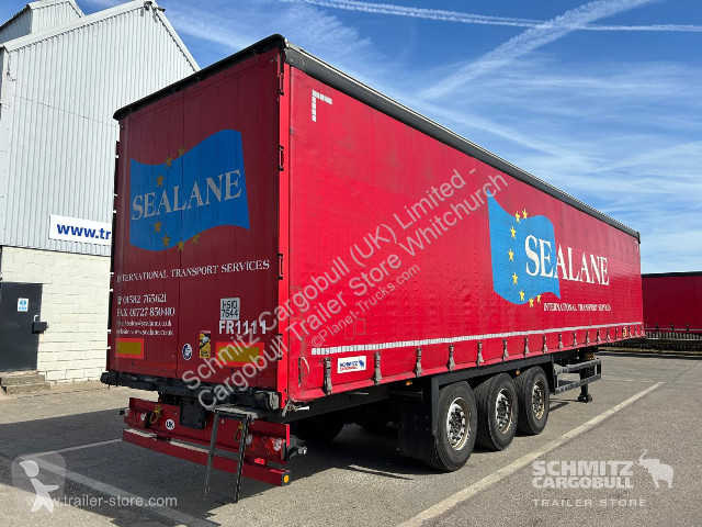 نصف مقطورة Schmitz Cargobull Curtainsider...