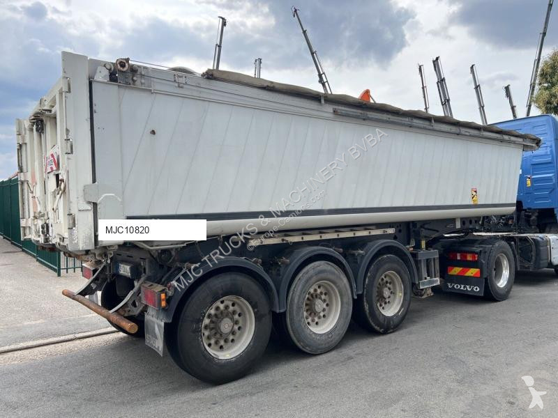 Semitrailer Schmitz Cargobull SKI 24 3-AXLES...