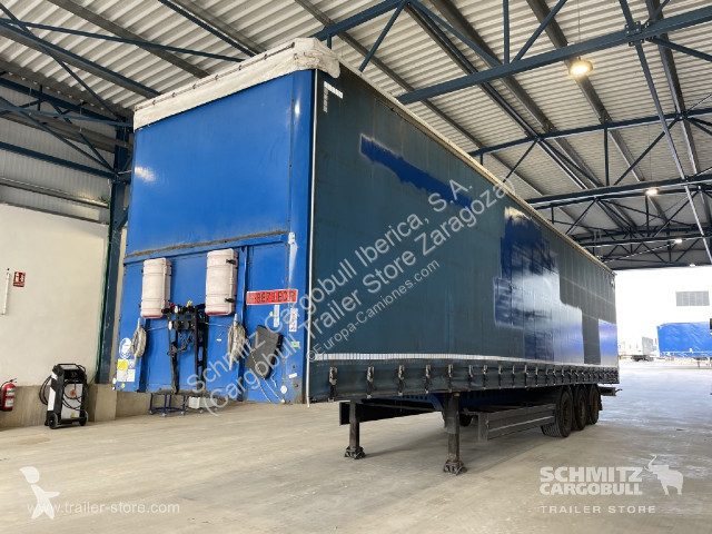Semitrailer Berger Curtainsider Standard