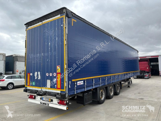 Semitrailer Schmitz Cargobull Curtainsider Varios