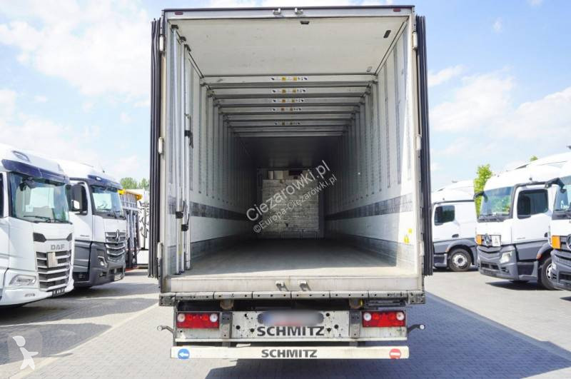 Semitrailer Schmitz Cargobull efrigerated...