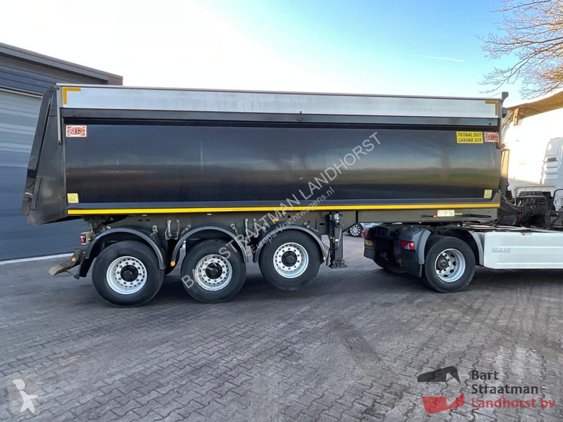 Semiremorca AJK N/A 3 assen 9 Ton Geisoleerde...