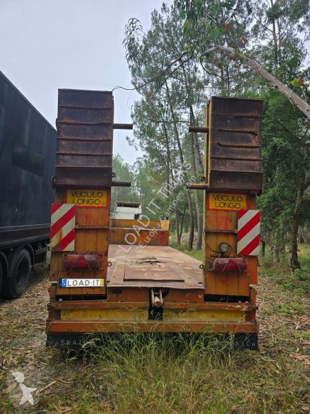 Semi reboque Nicolas  .