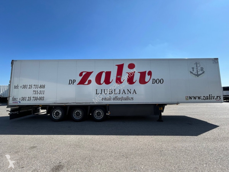 Semitrailer Schmitz Cargobull SCB S3B SKO24...