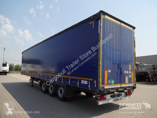 Sættevogn Schmitz Cargobull Curtainsider Varios