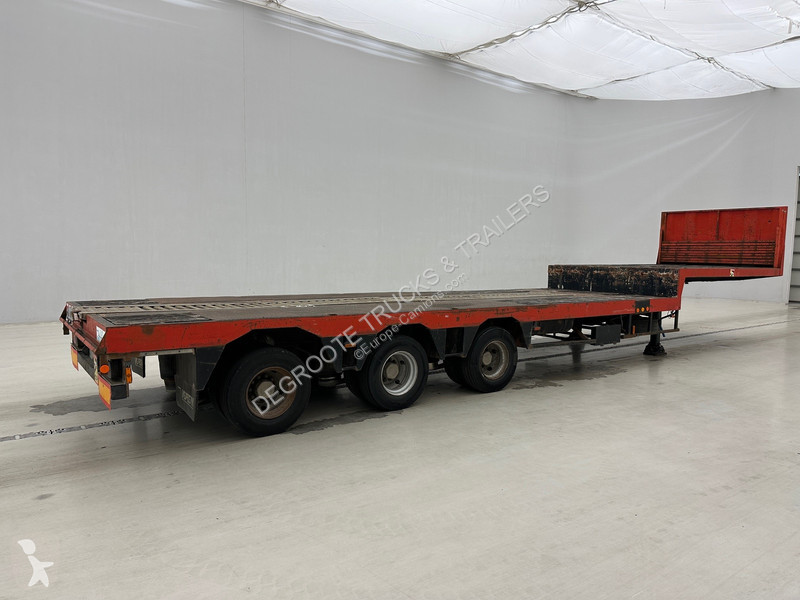 Semiremorca Verem Low bed trailer