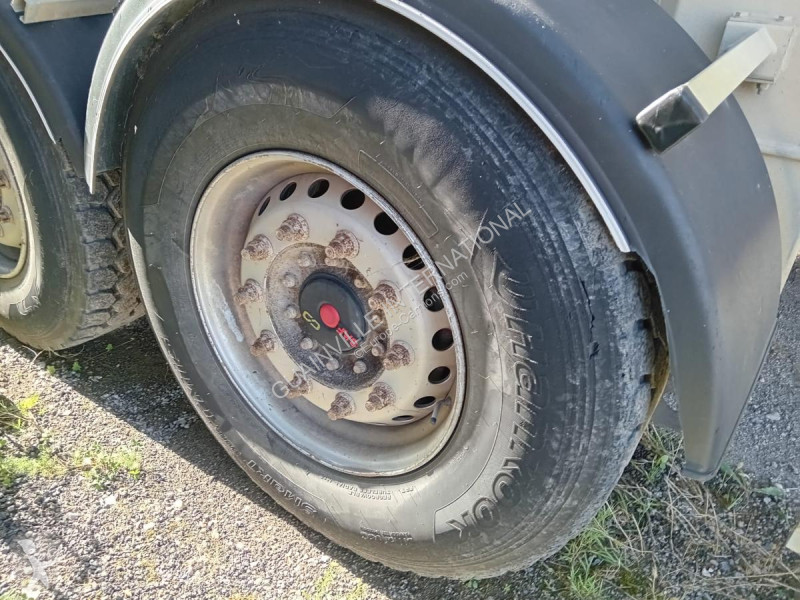 Semitrailer Fruehauf  intensive
