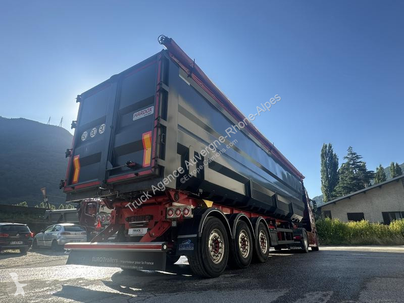 Semitrailer Feber