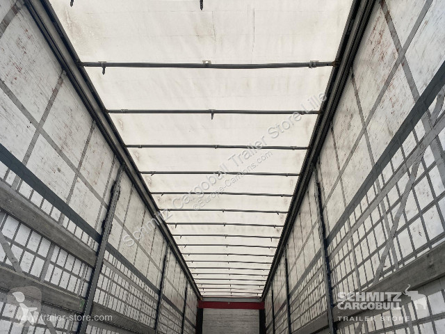 Semitrailer Schmitz Cargobull Semitrailer...