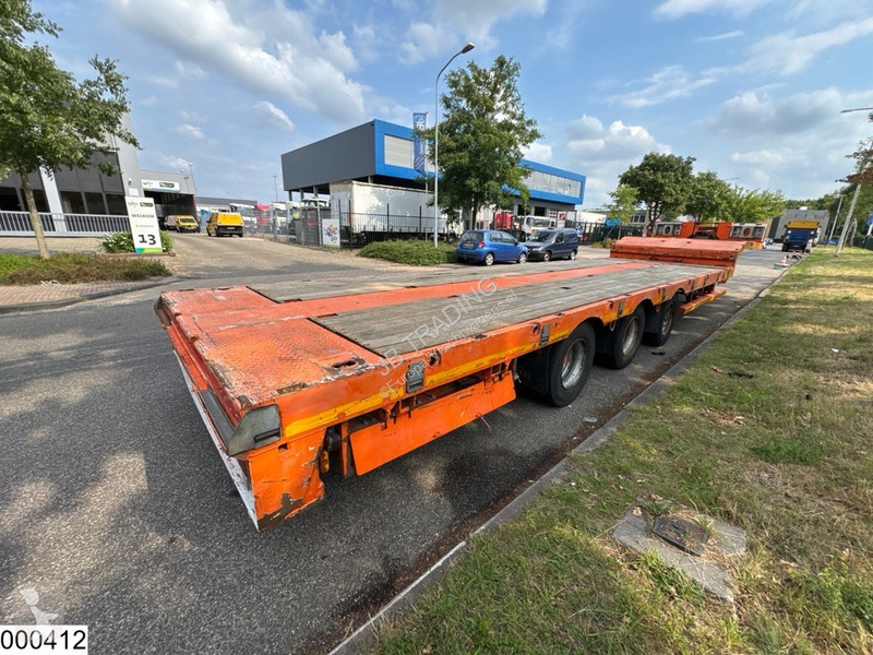 Semitrailer Nooteboom Lowbed 60.000 KG,...