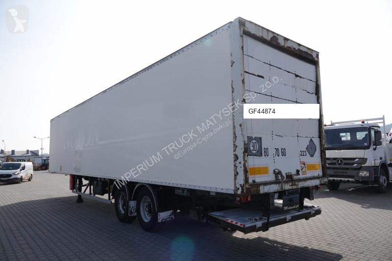 Semiremorca Fruehauf