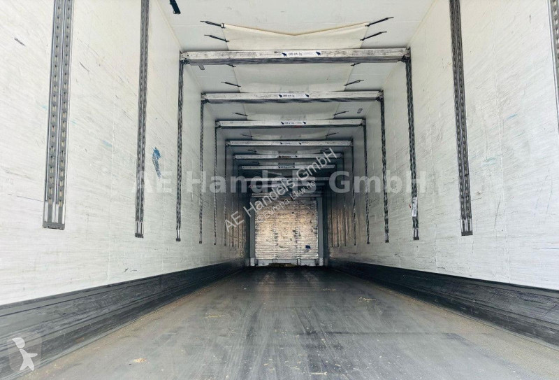 نصف مقطورة Schmitz Cargobull