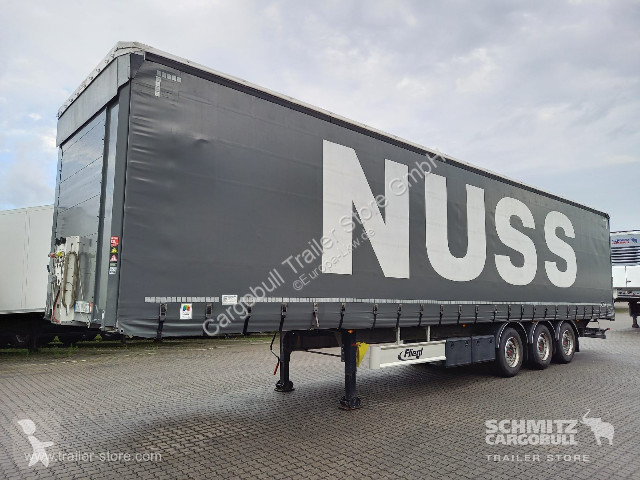 Semitrailer Fliegl Curtainsider Coil Getränke