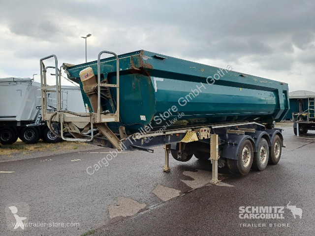 Semitrailer Schwarzmüller Kipper Stahlrundmulde...