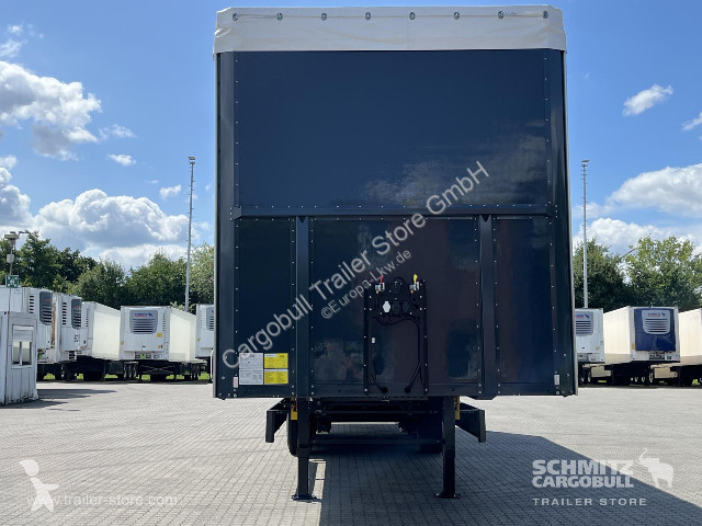 Semitrailer Berger Curtainsider Standard Getränke