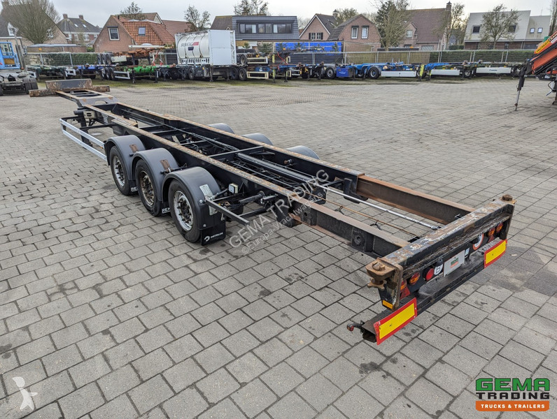 Semitrailer Renders ROC 12.27 CC 3-Axle MB -...