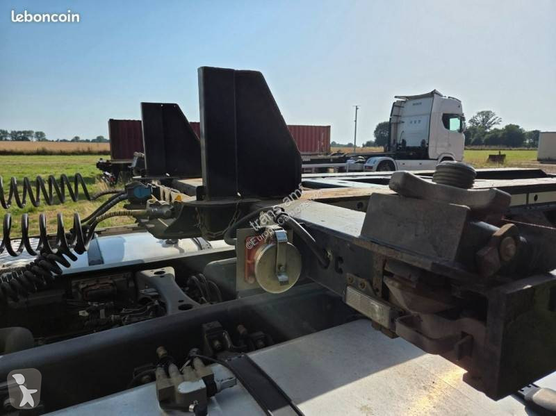 Semitrailer Krone box liner
