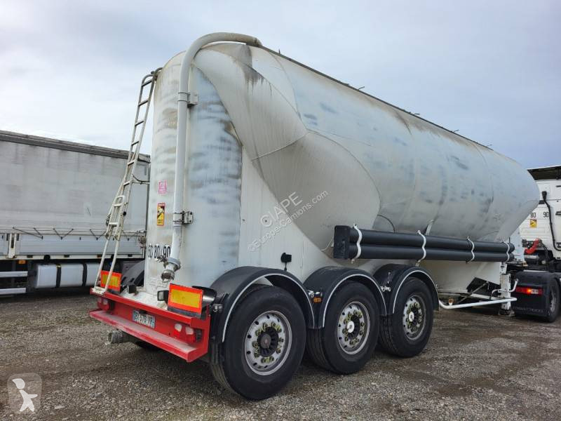 Semitrailer Spitzer