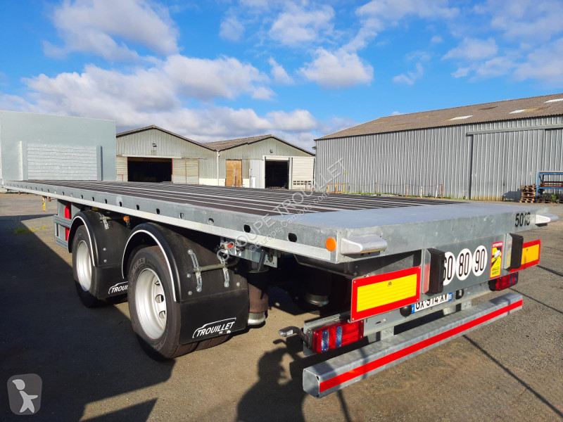 Semitrailer Trouillet DISTRIPLATEAU AVEC ESSIEU...
