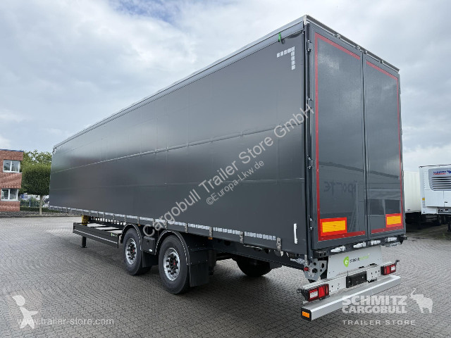 Oplegger Berger Curtainsider Standard Getränke
