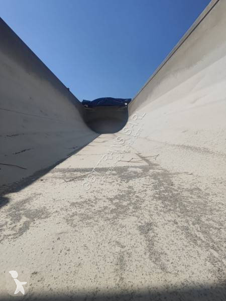 Semitrailer Stas