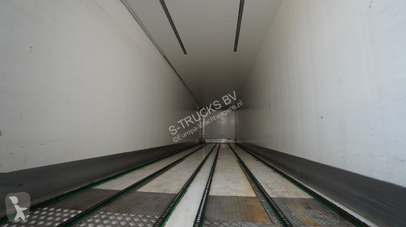 Semiremorca Van Eck 2 AXLE FRIGO CHAIN SYSTEM...
