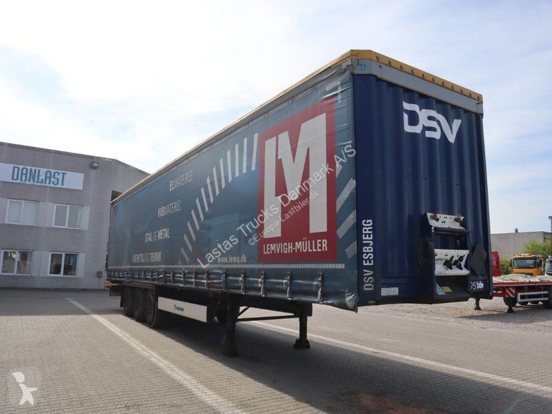 Semitrailer Krone 3 axle curtainside trailer