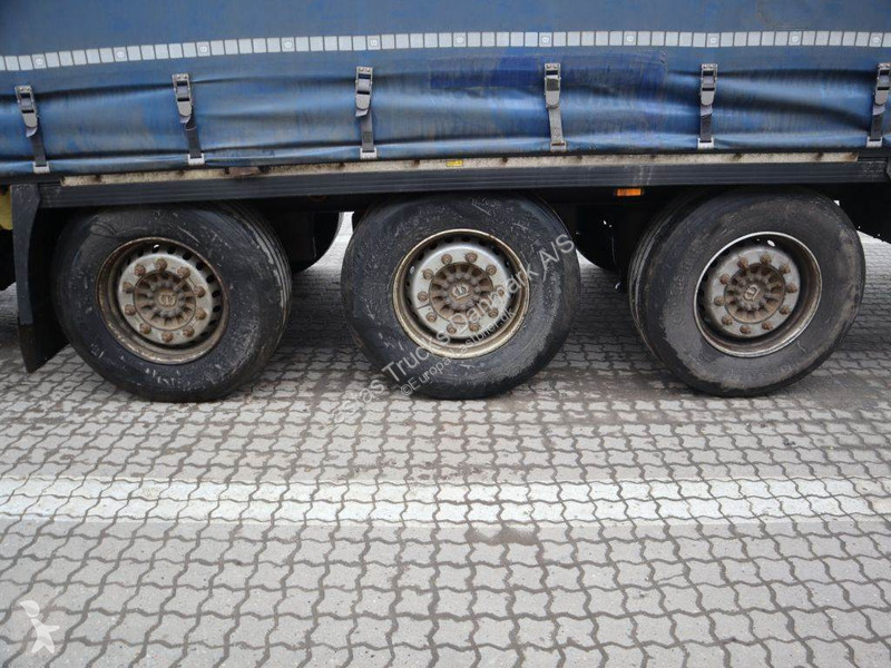 Oplegger Krone 3 axle curtainside trailer