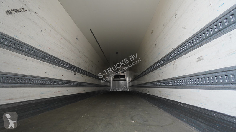 Semiremorca  3 AXLE FRIGO TRAILER