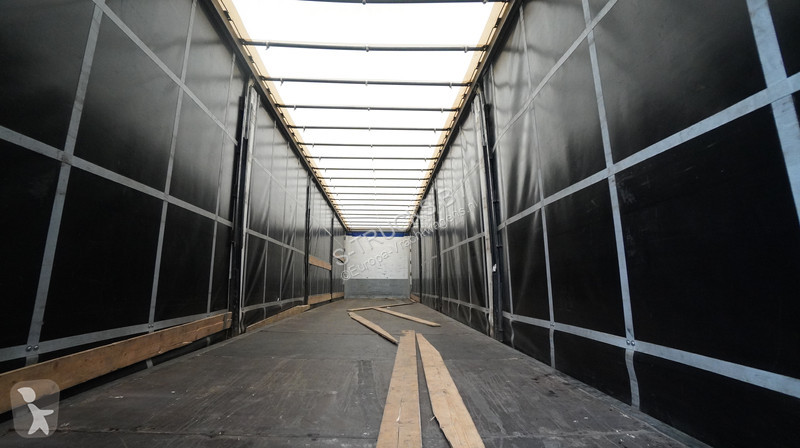 Oplegger Schmitz Cargobull 3 AXLE CURTAINSIDE...