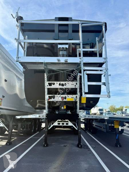 نصف مقطورة Schmitz Cargobull Benne ACIER 60m3...