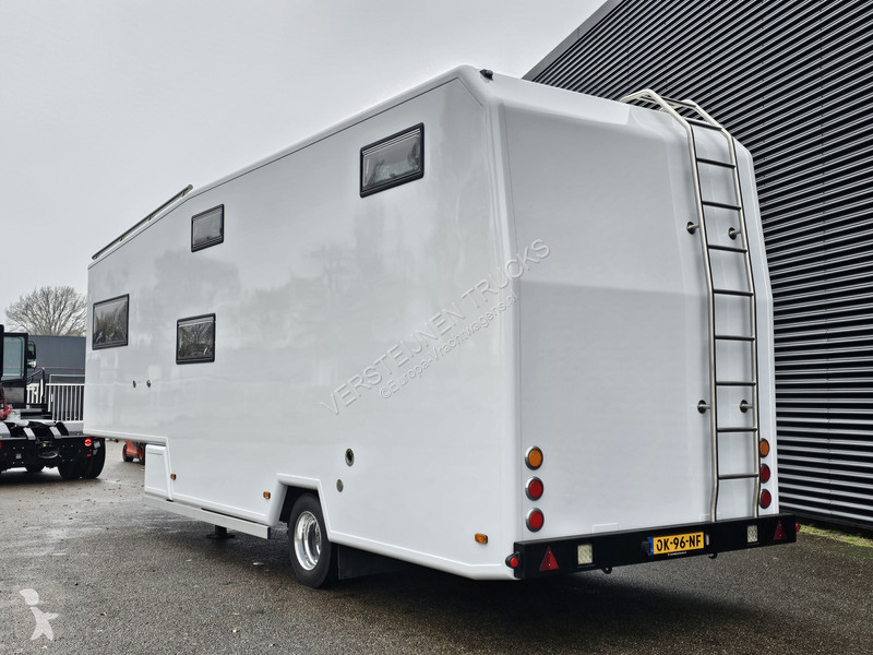 Полуприцеп  CAMPER TRAILER / MOBIL HOME