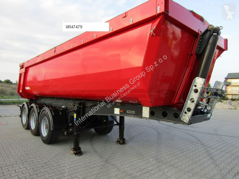 نصف مقطورة Schmitz Cargobull SKI 24