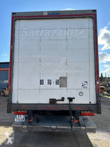 نصف مقطورة Lecitrailer Fourgon Hayon