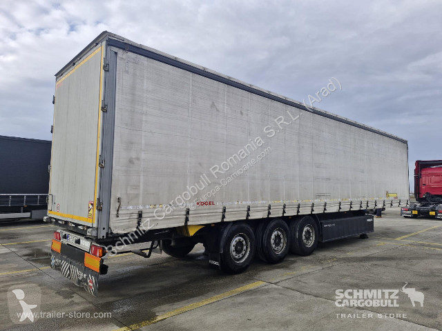 نصف مقطورة Kögel Curtainsider Standard