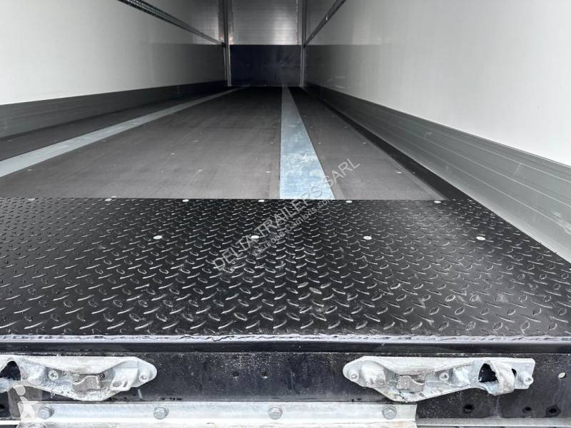 Sættevogn Kögel Portes 2 vantaux