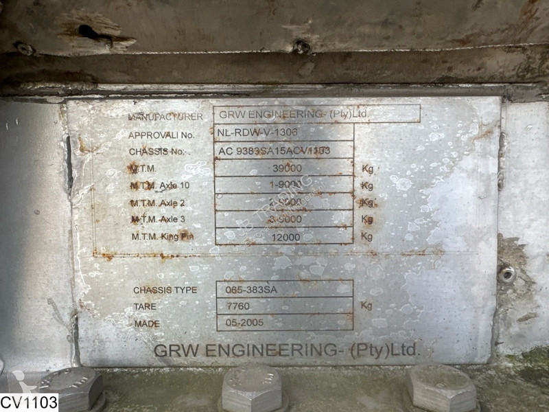 Félpótkocsi  Chemie 37.500 Liter, 1 Comp, Lift...