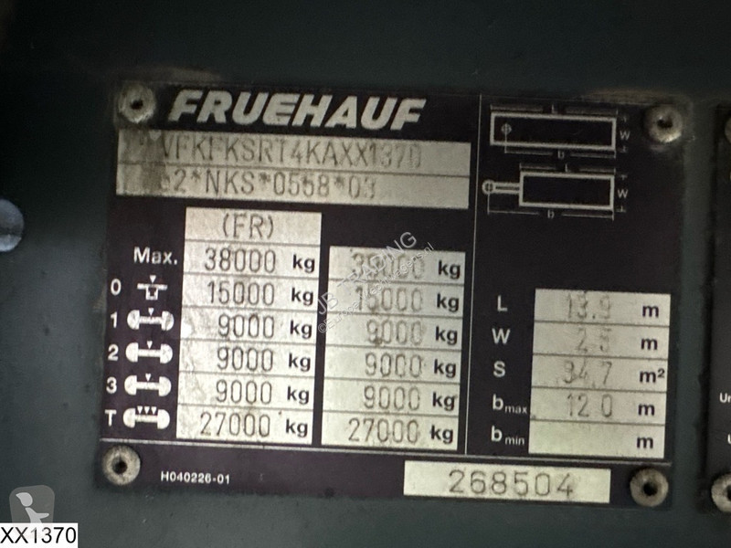 نصف مقطورة Fruehauf Tautliner Lift axle