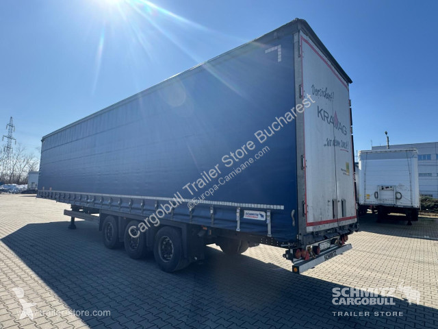 نصف مقطورة Schmitz Cargobull Curtainsider Mega