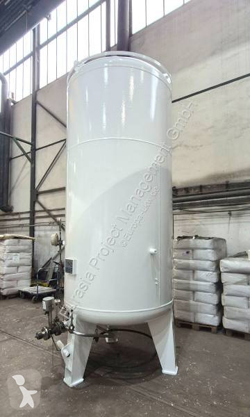 تجهيزات الآليات الثقيلة  Gas tank used for...