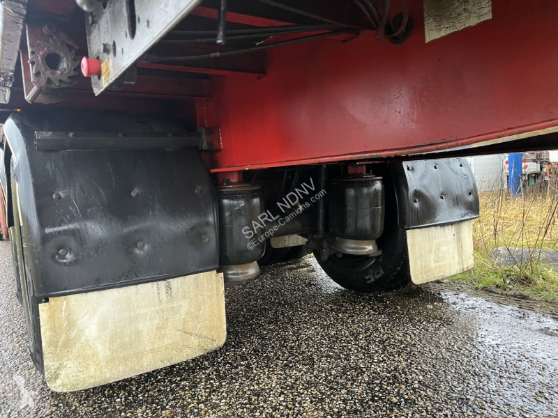 نصف مقطورة Trailor