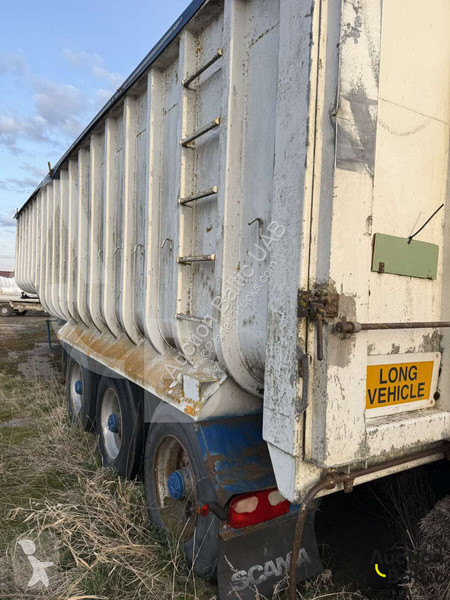 Semirimorchio Fruehauf