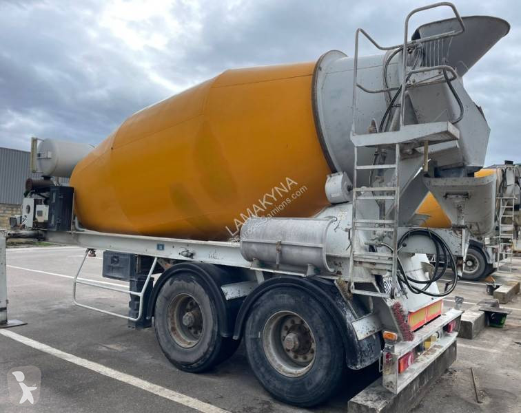 نصف مقطورة Liebherr S2P21B