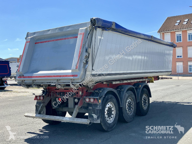 نصف مقطورة Schmitz Cargobull Kipper...