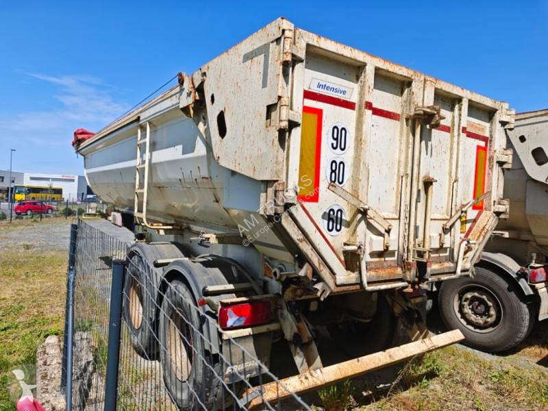 نصف مقطورة Fruehauf