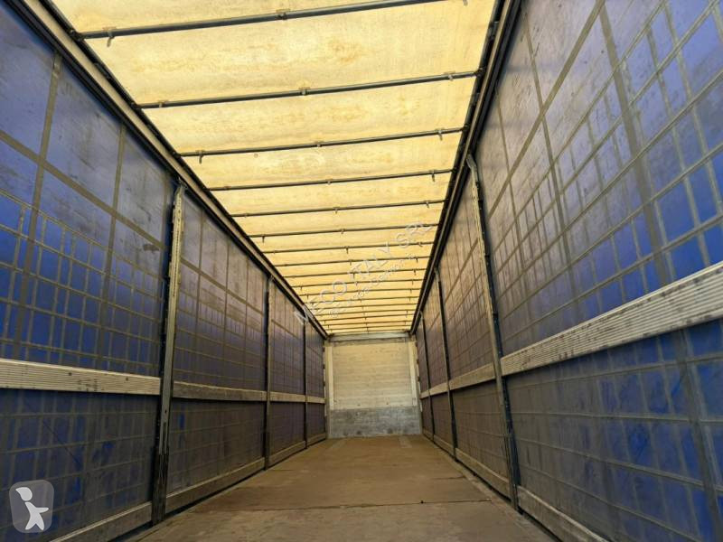 نصف مقطورة Schmitz Cargobull SEMIRIMORCHIO