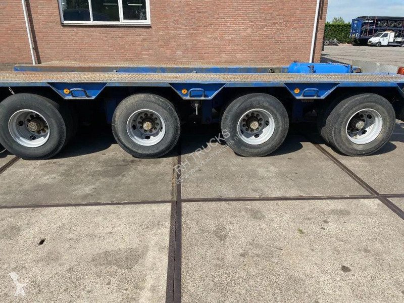 نصف مقطورة Goldhofer 4 AXLE STEERING