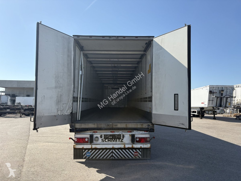 نصف مقطورة Schmitz Cargobull SCB S3B...